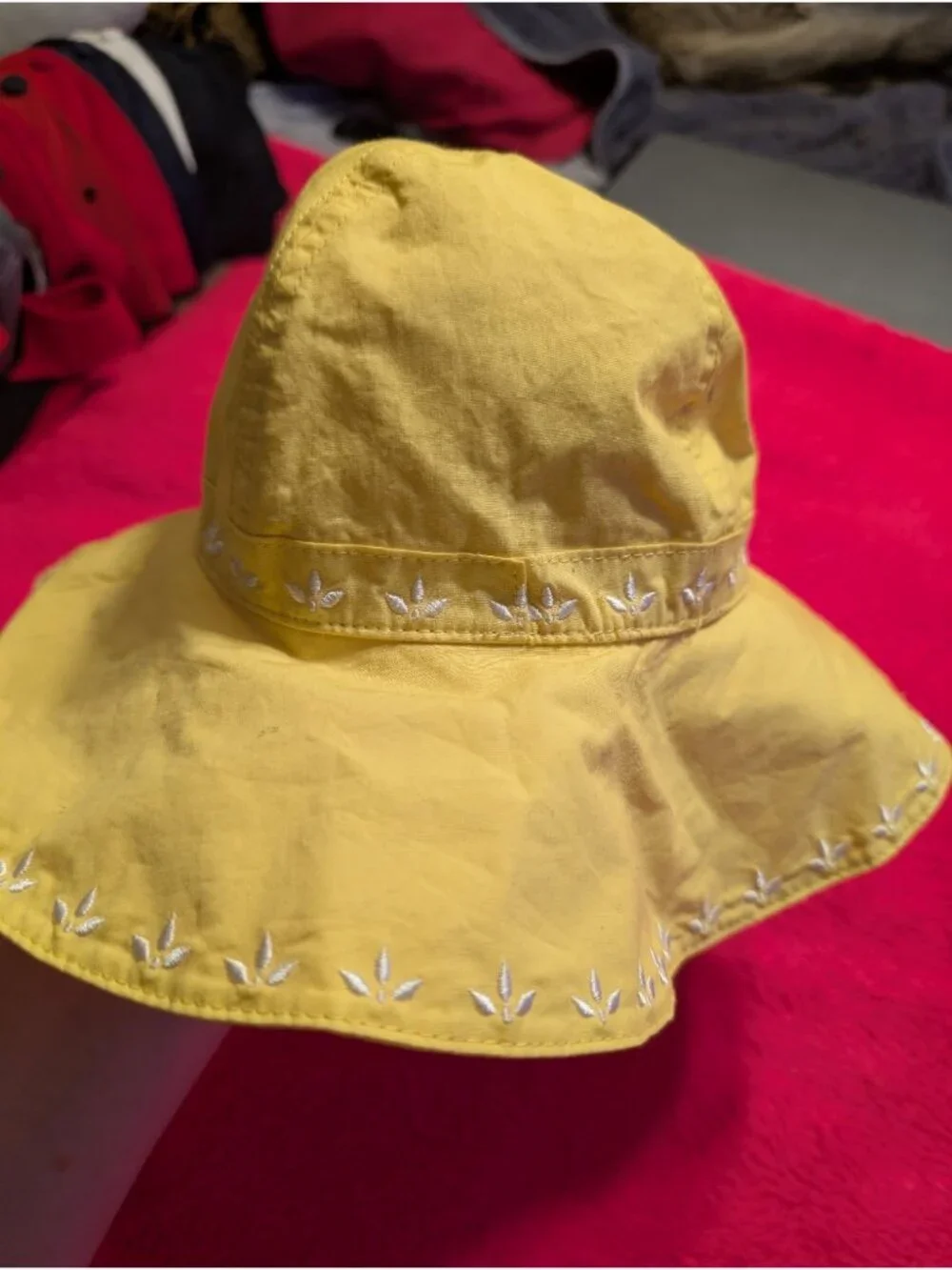 Disney Store Frozen Elsa Anna Yellow Bucket Sun Hat Girls Embroidered Flower